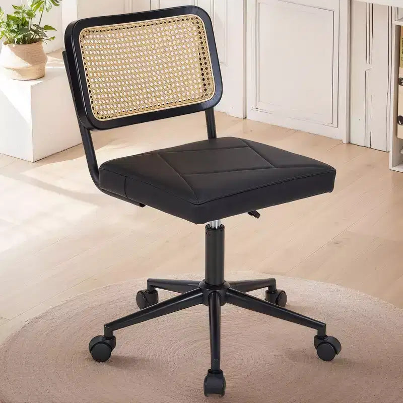 Chaise de bureau en cuir PU, Chaise de vanité pivotante réglable en hauteur sans accoudoirs avec roulettes, Chaise de bureau à dossier en rotin pour petits espaces, Noir/Blanc