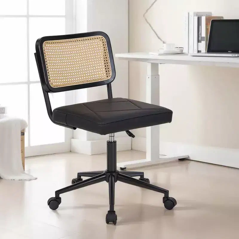Chaise de bureau en cuir PU, Chaise de vanité pivotante réglable en hauteur sans accoudoirs avec roulettes, Chaise de bureau à dossier en rotin pour petits espaces, Noir/Blanc