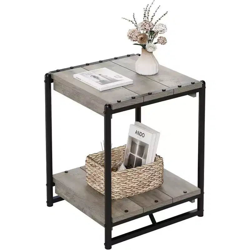 Table d'appoint pivotante à 360° avec station de charge, rangement à 3 niveaux, roulettes verrouillables et sac de rangement latéral - Table d'appoint mobile pour salon et chambre